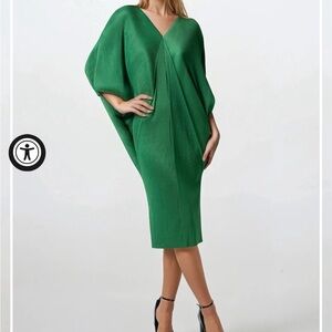 Green V-Neck Dolman Midi Dress